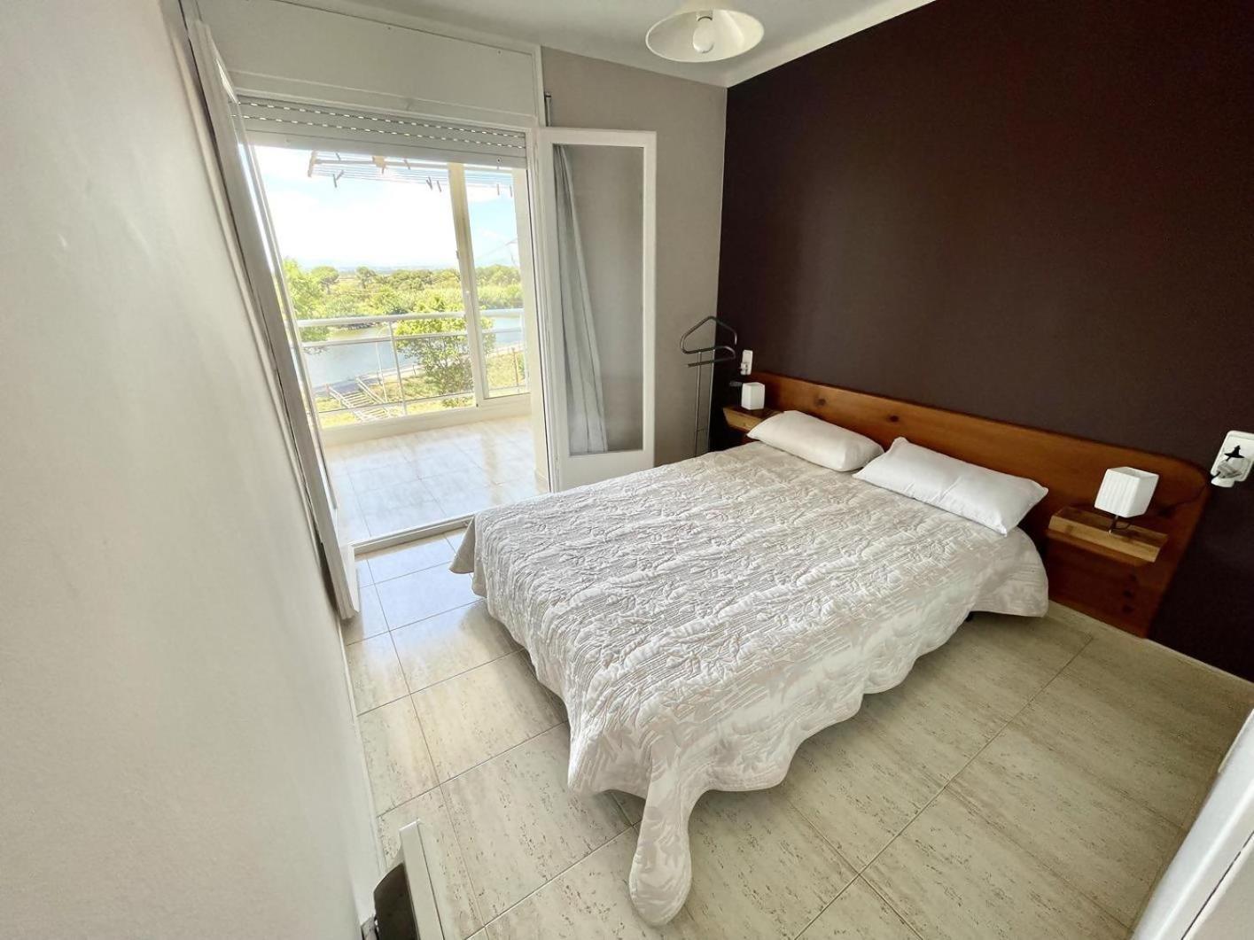 33Apartamento Soleado De Dos Habitaciones Empuriabrava Exterior foto